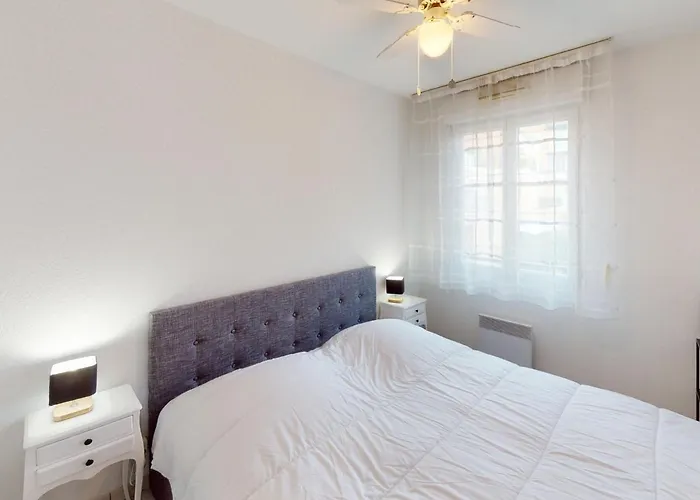 2p A Menton, Centre, Climatise, Terrasse Et Parking - Fr-1-196-336 *